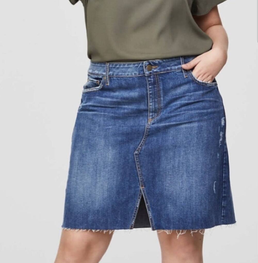 LOFT Denim Skirt Lightly Distressed Size 4